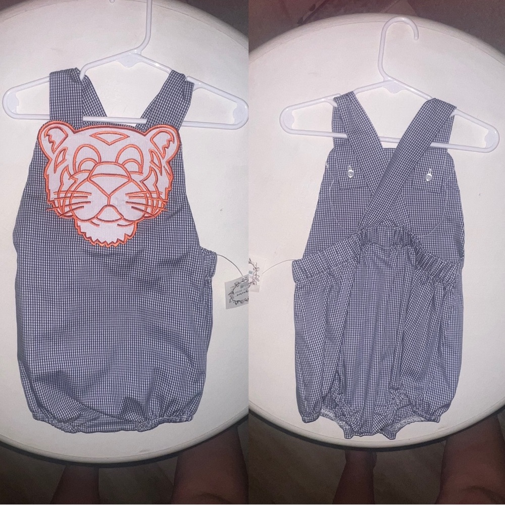 Auburn Bubble New with tags 24M